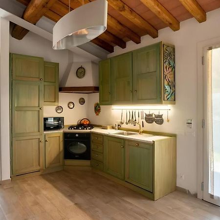 Cozy Tuscany Apartment With View 佩夏 外观 照片